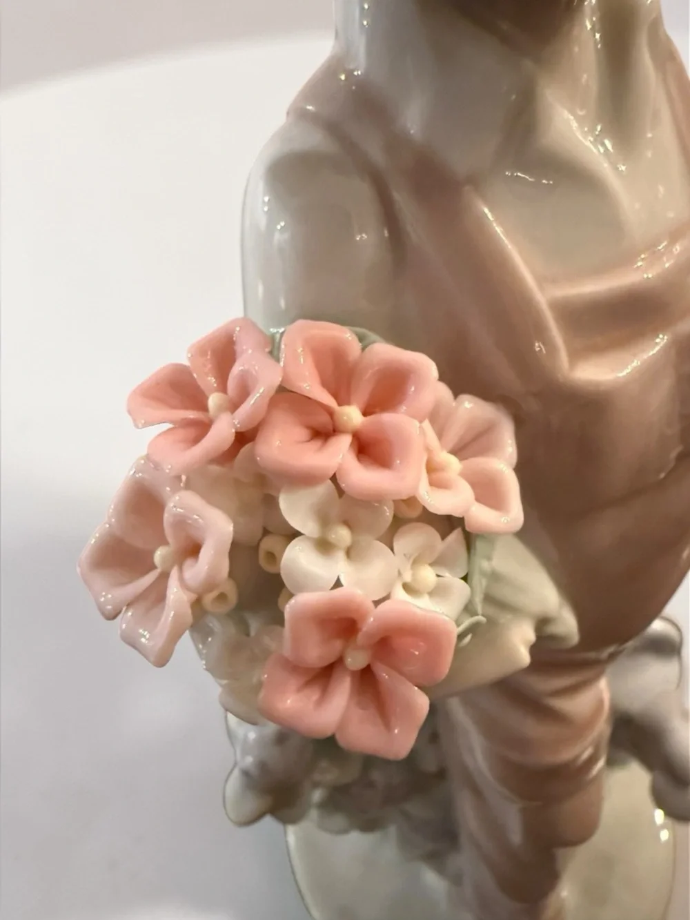 Authentic Retired LLADRO #5217 "Spring" Girl with Bird & Flowers - Picture 7 of 7